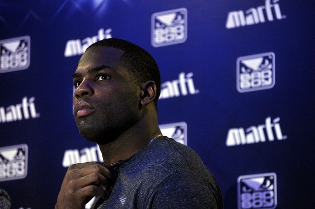 令足球界一 令足球界一